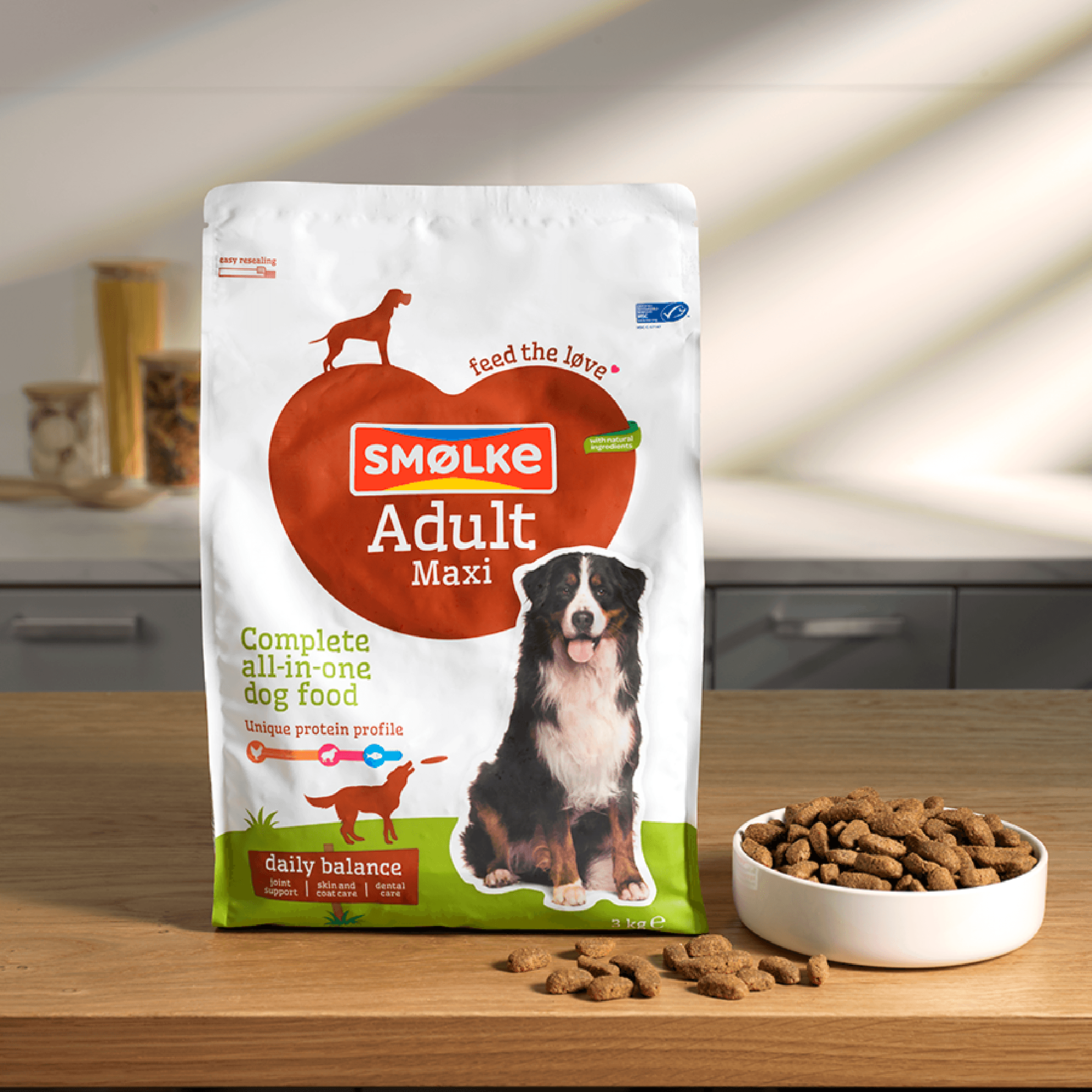 Smølke Adult Maxi hondenbrokken met voerbak