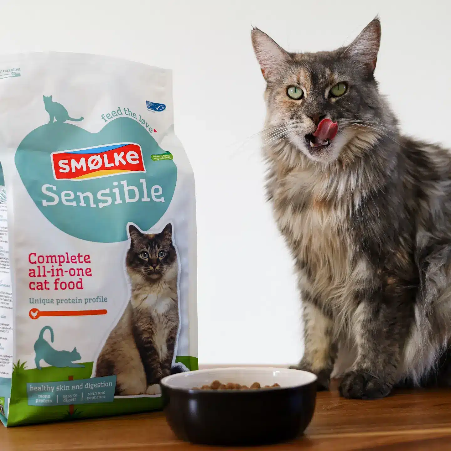 review-smolke-sensible-lilly